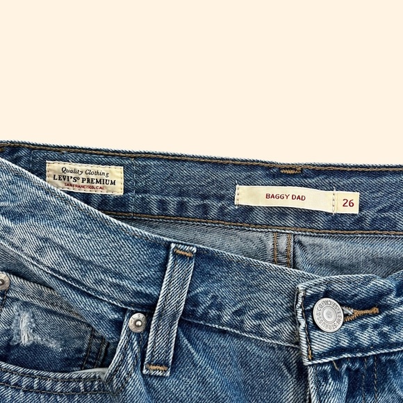 Levi’s baggy dad jeans - Picture 2 of 3